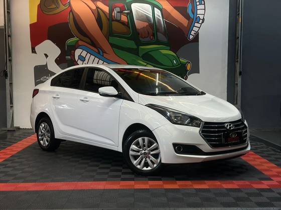 HYUNDAI HB20S 1.6 COMFORT PLUS 16V FLEX 4P AUTOMÁTICO HYUNDAI HB20S 1.6 COMFORT PLUS 16V FLEX 4P AUTOMÁTICO
